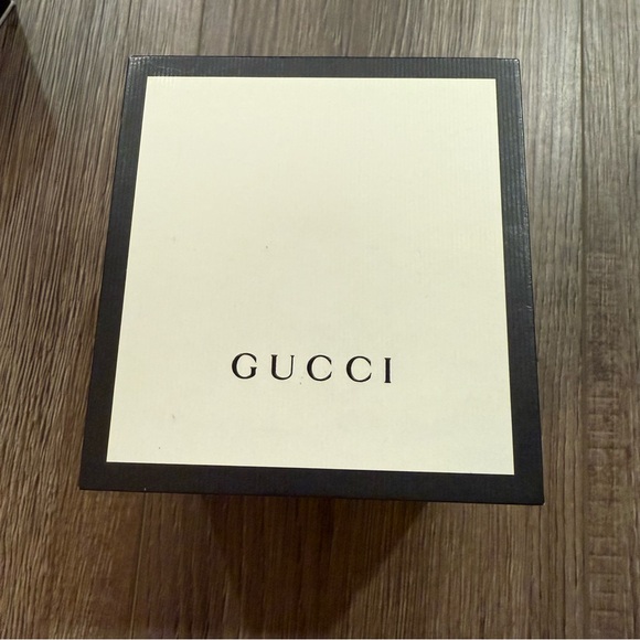 Gucci Unisex Sync Watch - Picture 14 of 14